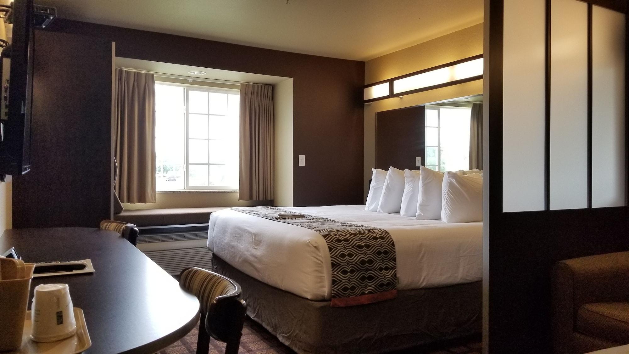 Microtel Inn & Suites By Wyndham קונווי מראה חיצוני תמונה