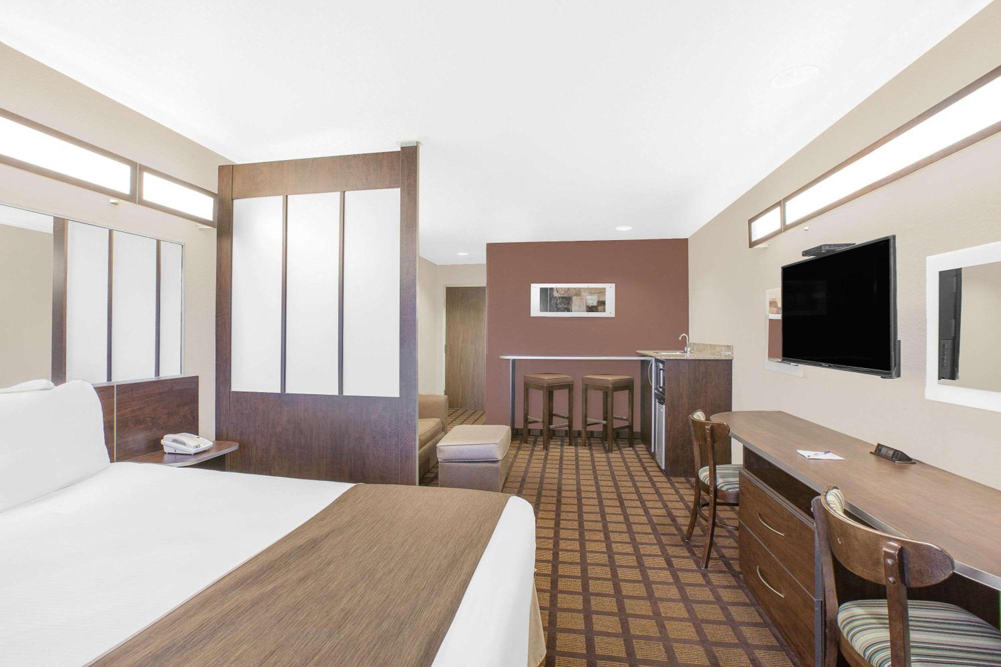 Microtel Inn & Suites By Wyndham קונווי מראה חיצוני תמונה