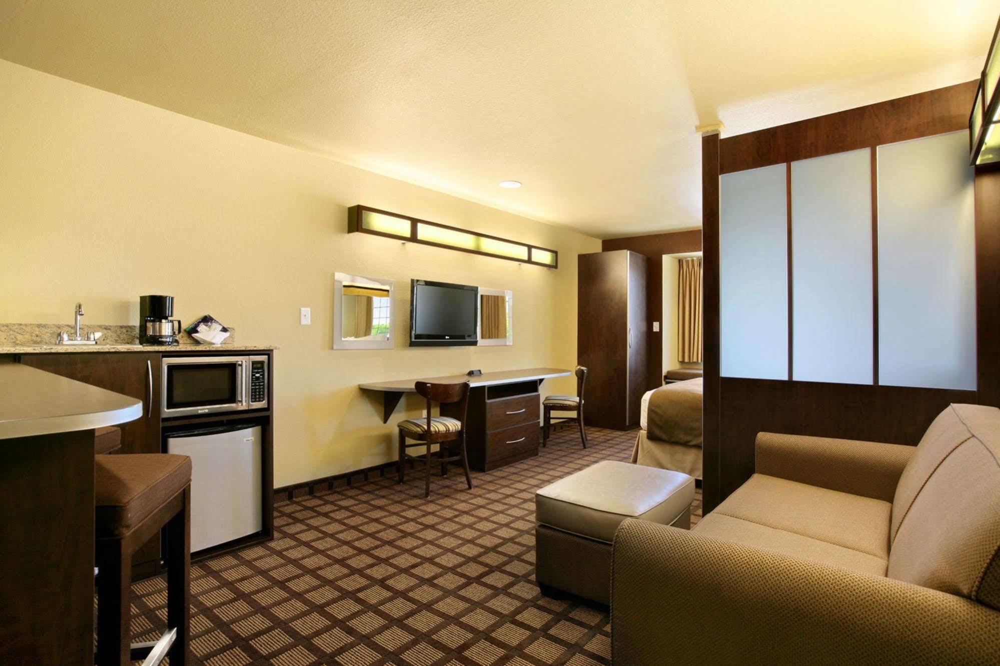 Microtel Inn & Suites By Wyndham קונווי מראה חיצוני תמונה